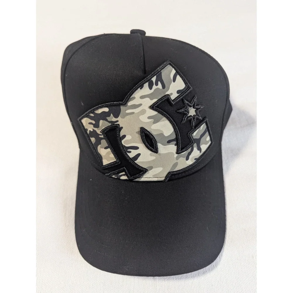 DC Shoes Black & Woodland Camo Raised Embroidered Big Logo Snapback Hat NWT